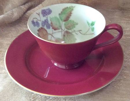 N4549 Footed Cup