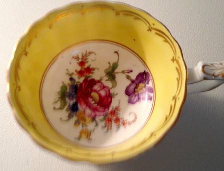 3563 Footed Cup