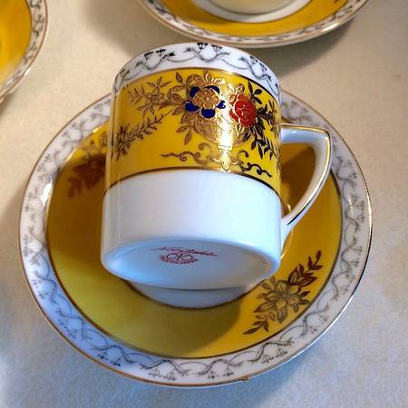 N5007 Flat Demitasse Cup & Saucer Set