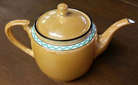 N1259 Orange Teapot & Lid