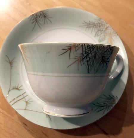 N4346 Footed Cup & Saucer Set