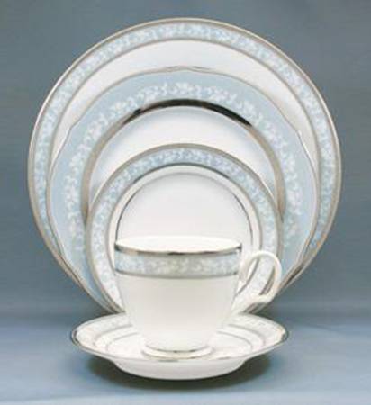 Brunswick Platinum by Noritake