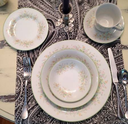 Floret Flat Cup & Saucer Set