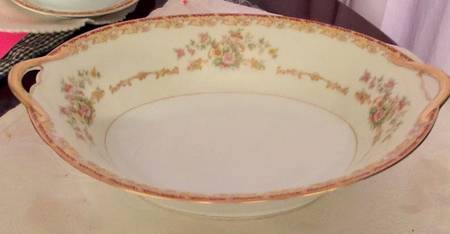 N4350 9" Oval Vegetable Bowl