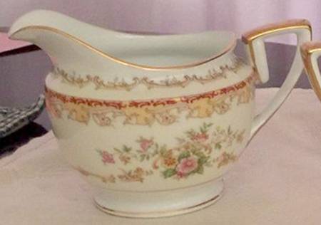 N4350 Creamer