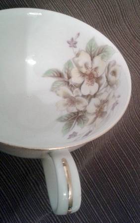 N5038 Footed Cup