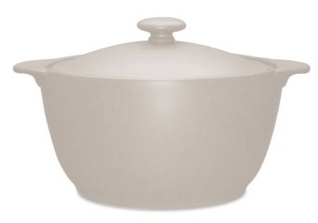 Colorwave Sand 2 Qt Round Covered Casserole