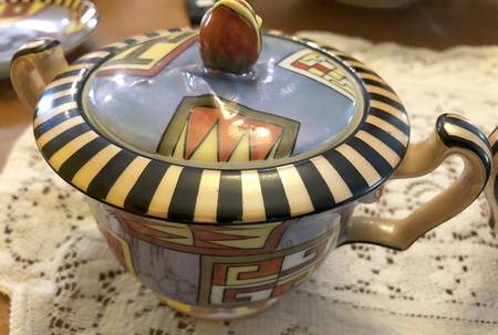 N5042 Sugar Bowl & Lid