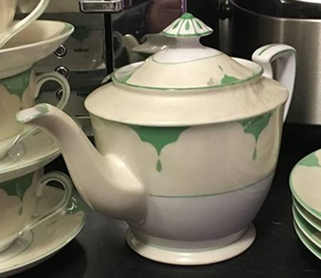 N5057 Teapot & Lid