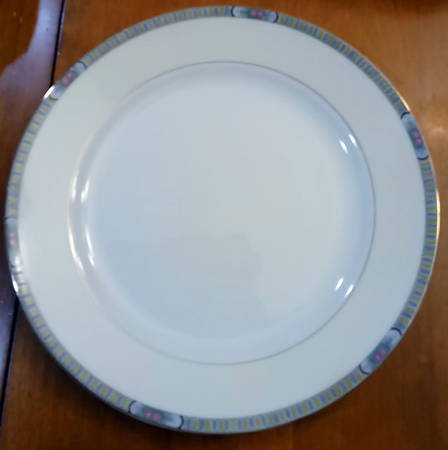 N4366 by Noritake