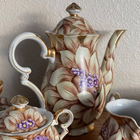 3-588 Coffee Pot & Lid