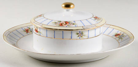 N4674 by Noritake
