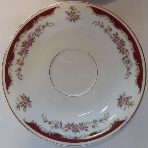 Roslyn Saucer