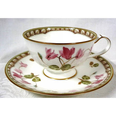 Cyclamen Touch by Noritake