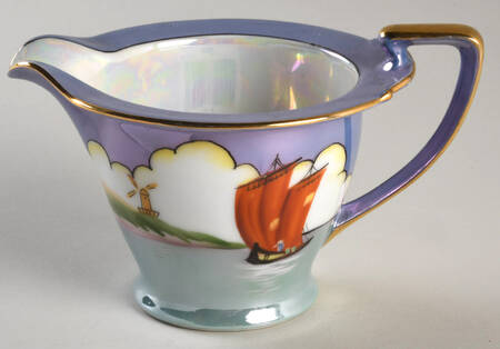 N4598 Creamer