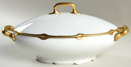 3405 Oval Covered Vegetable
