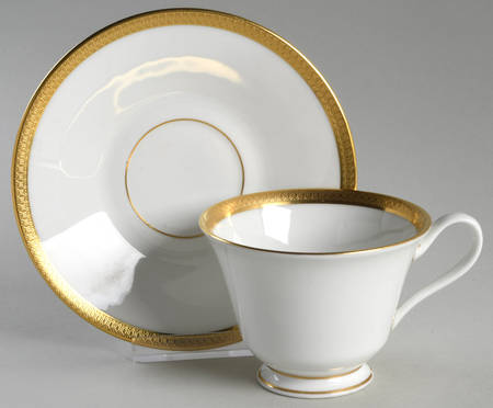 Footed Cup & Saucer Set