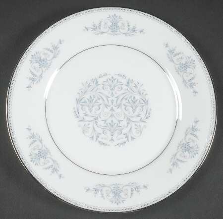 Bryn Mawr Luncheon Plate