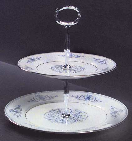 Bryn Mawr 6 5/8"-10"  2 Tiered Serving Tray (Dp, Sp) HC