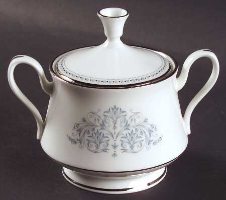 Bryn Mawr Sugar Bowl & Lid