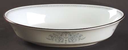 Bryn Mawr 8" Oval Vegetable Bowl
