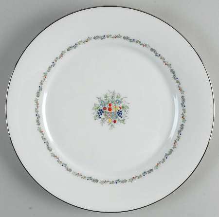 Carlyle Luncheon Plate