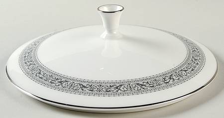 Filigree Lid for Round Vegetable