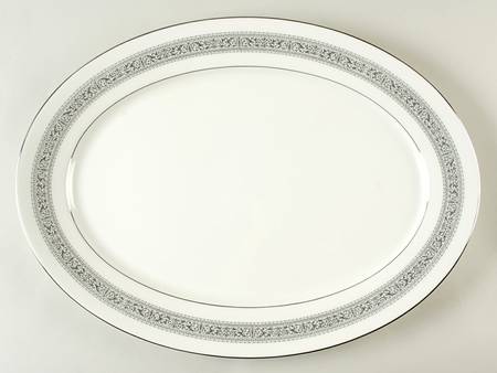Filigree 17" Oval Serving Platter