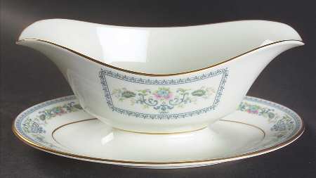 Fontaine Gravy Boat with Attached Underplate by Oxford (Div of Lenox)