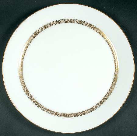 Golden Glen 12" Chop Plate (Round Platter)