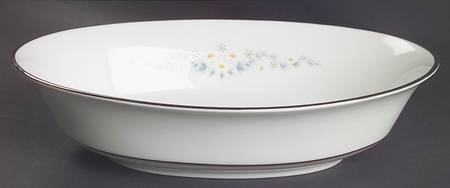 Holyoke 10" Oval Vegetable Bowl