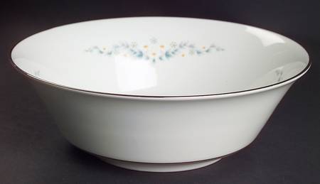 Holyoke 9" Round Vegetable Bowl