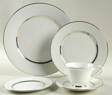 Lexington 40-Piece Set