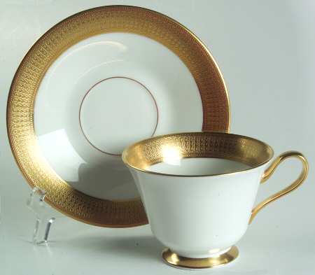 Maldon Footed Cup & Saucer Set