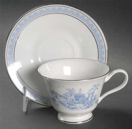 Mandarin Footed Cup & Saucer Set