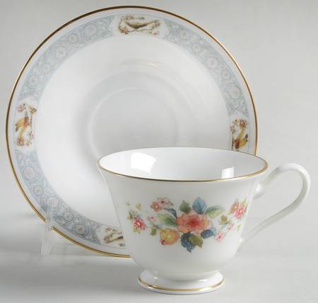 Ming Blossom Footed Cup & Saucer Set