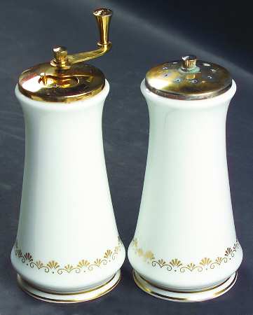 Milburne Salt Mill & Pepper Mill Set