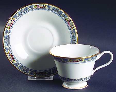 Palisades Footed Cup & Saucer Set
