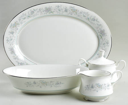 Spring 5 Piece Hostess Set