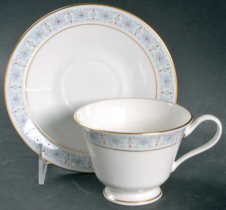 Footed Cup & Saucer Set