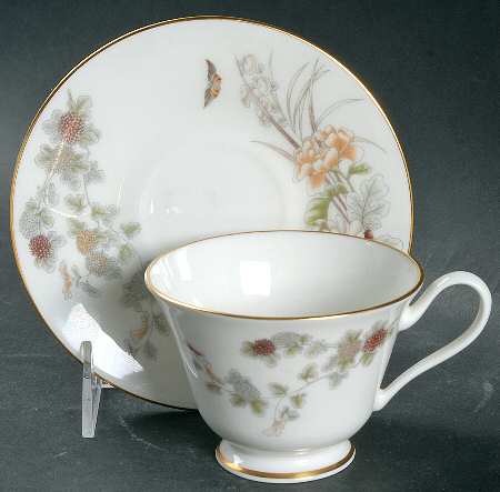 Tranquility Footed Cup & Saucer Set