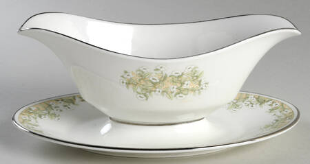 Trellis Gravy Boat with Attached Underplate by Oxford (Div of Lenox)