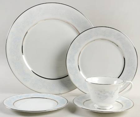 Twilight Dell 5 Piece Place Setting