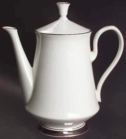 White Echo Coffee Pot & Lid