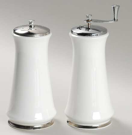 White Echo Salt Mill & Pepper Mill Set
