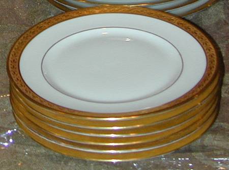 Laurel Salad Plate