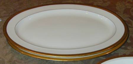 Laurel 14" Oval Serving Platter