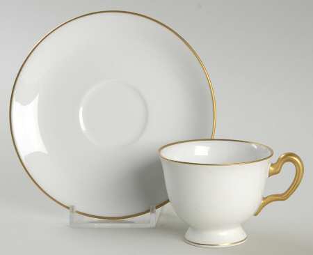 OKU1 Footed Demitasse Cup & Saucer Set