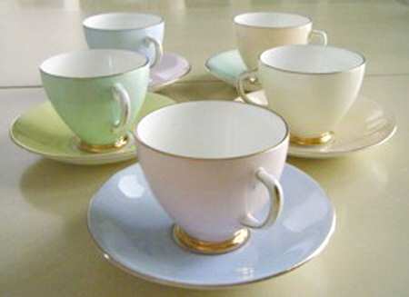 3239 Footed Cup