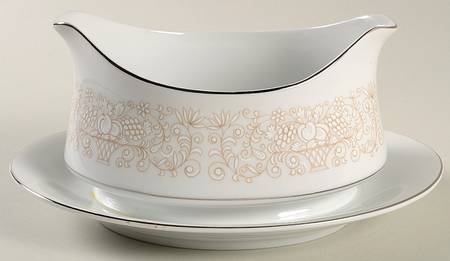Golden Glow Gravy Boat with Attached Underplate